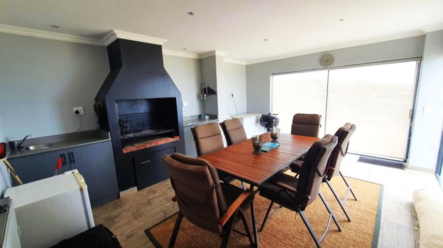 2 Bedroom Property for Sale in Dana Bay Western Cape